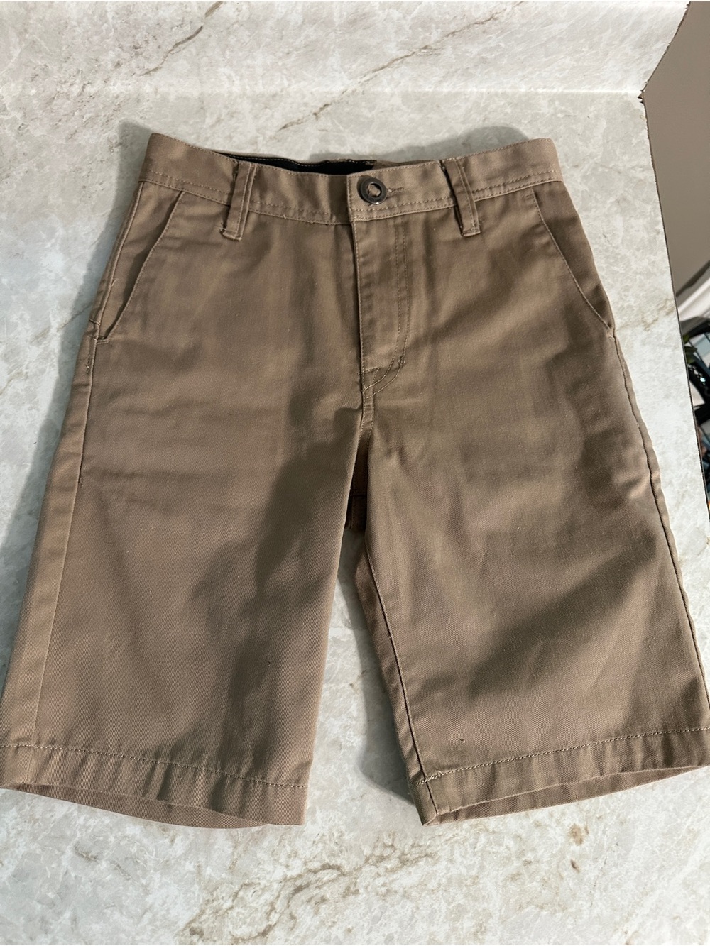 Boys volcom shorts